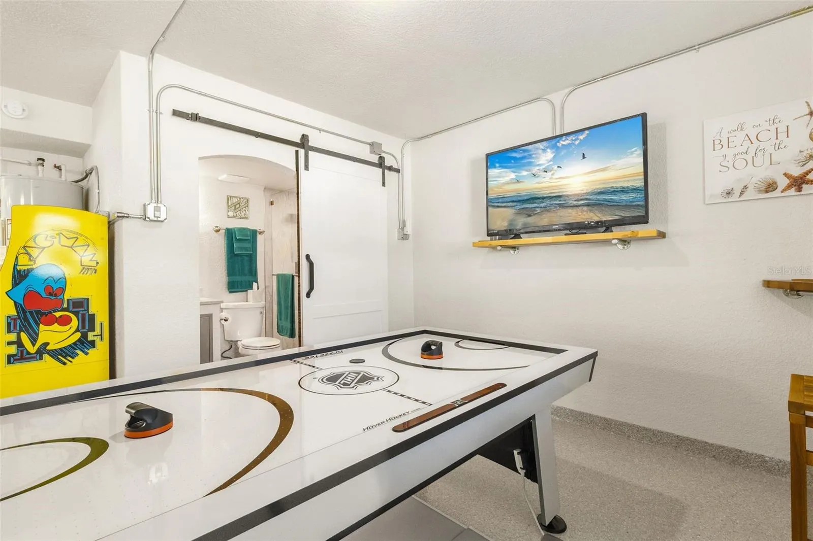 155 STANFORD DR #3, #3