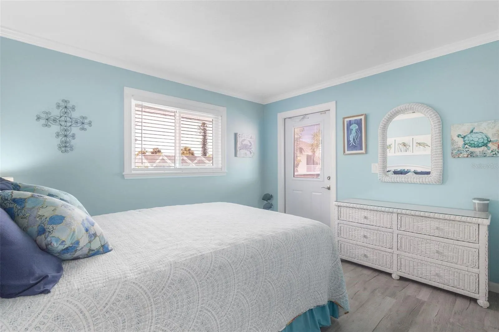 155 STANFORD DR #3, #3