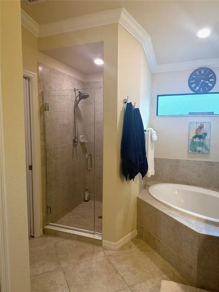 5528 PALMER CIR #206, #206
