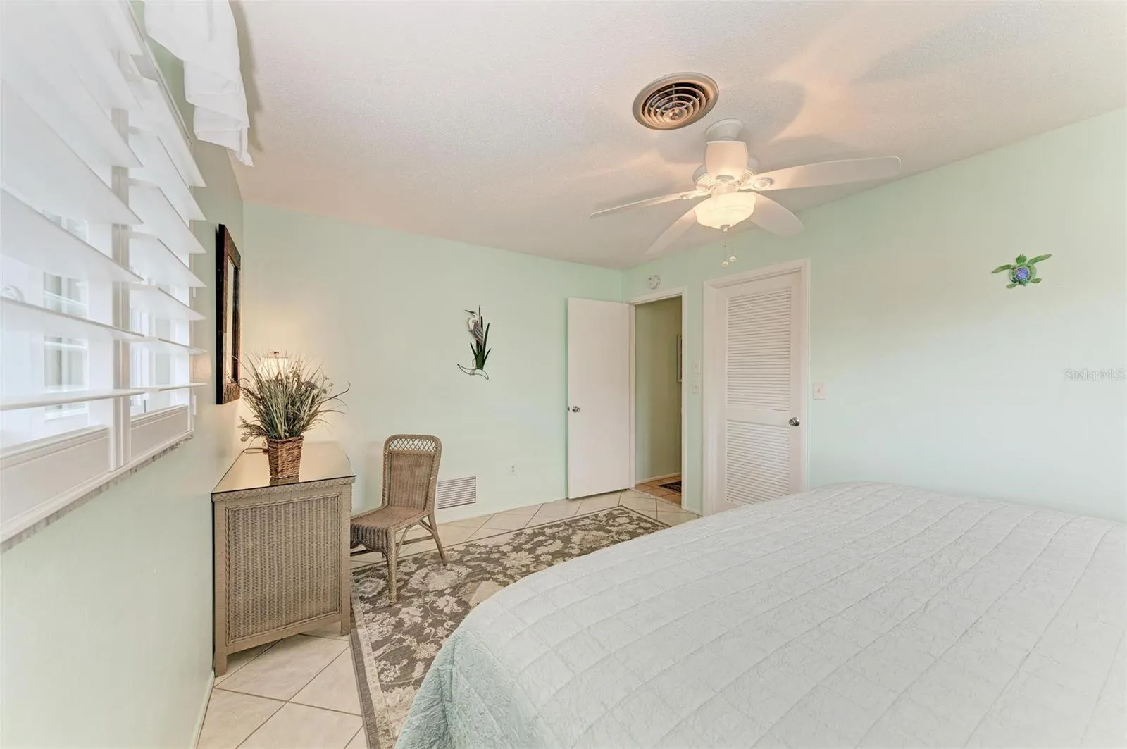 265 DORCHESTER DR