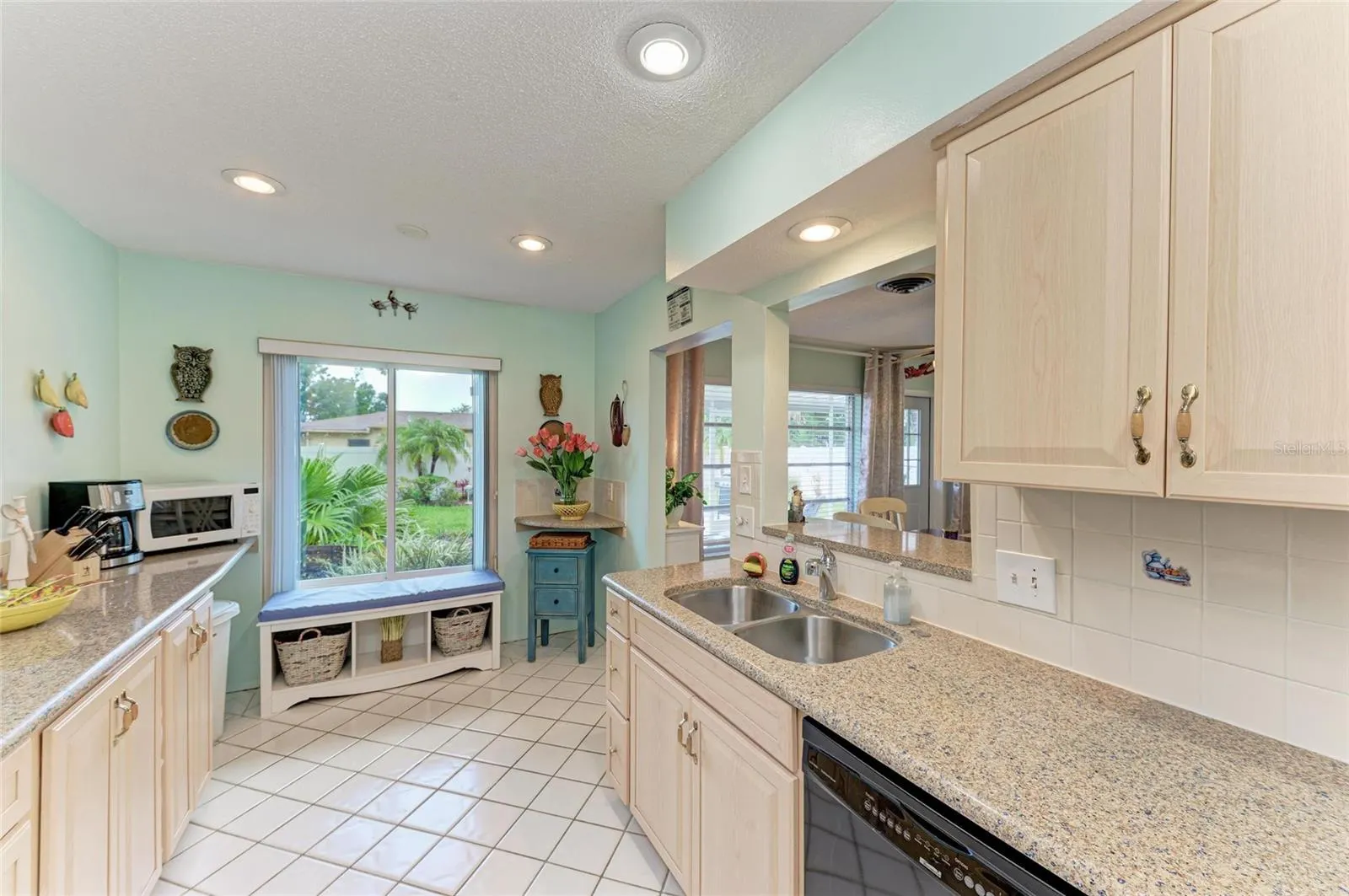 265 DORCHESTER DR
