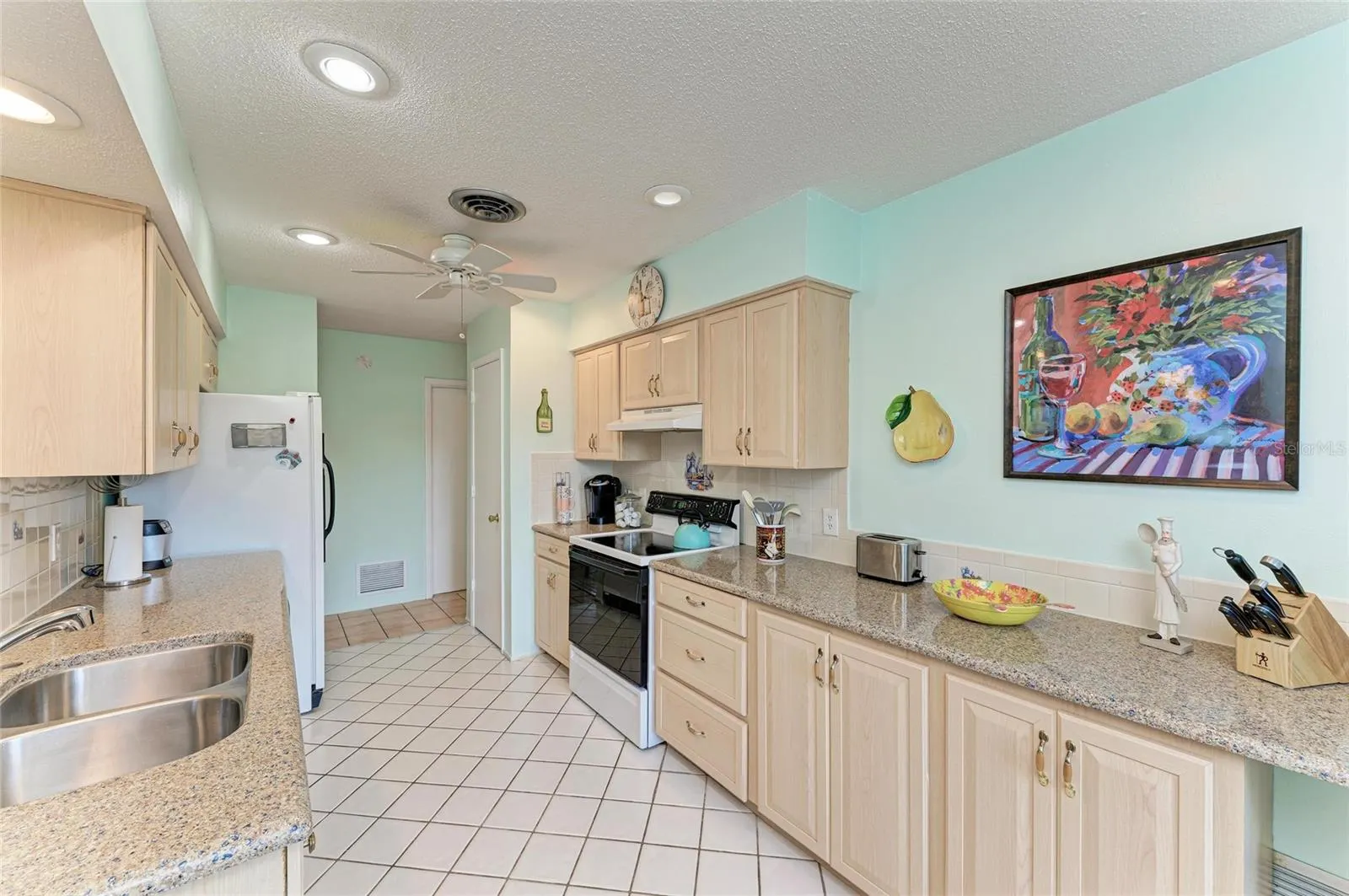 265 DORCHESTER DR