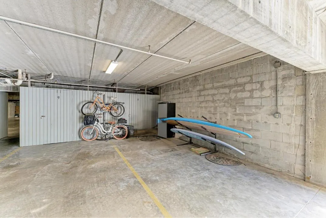 2124 TAMIAMI TRL #207, #207