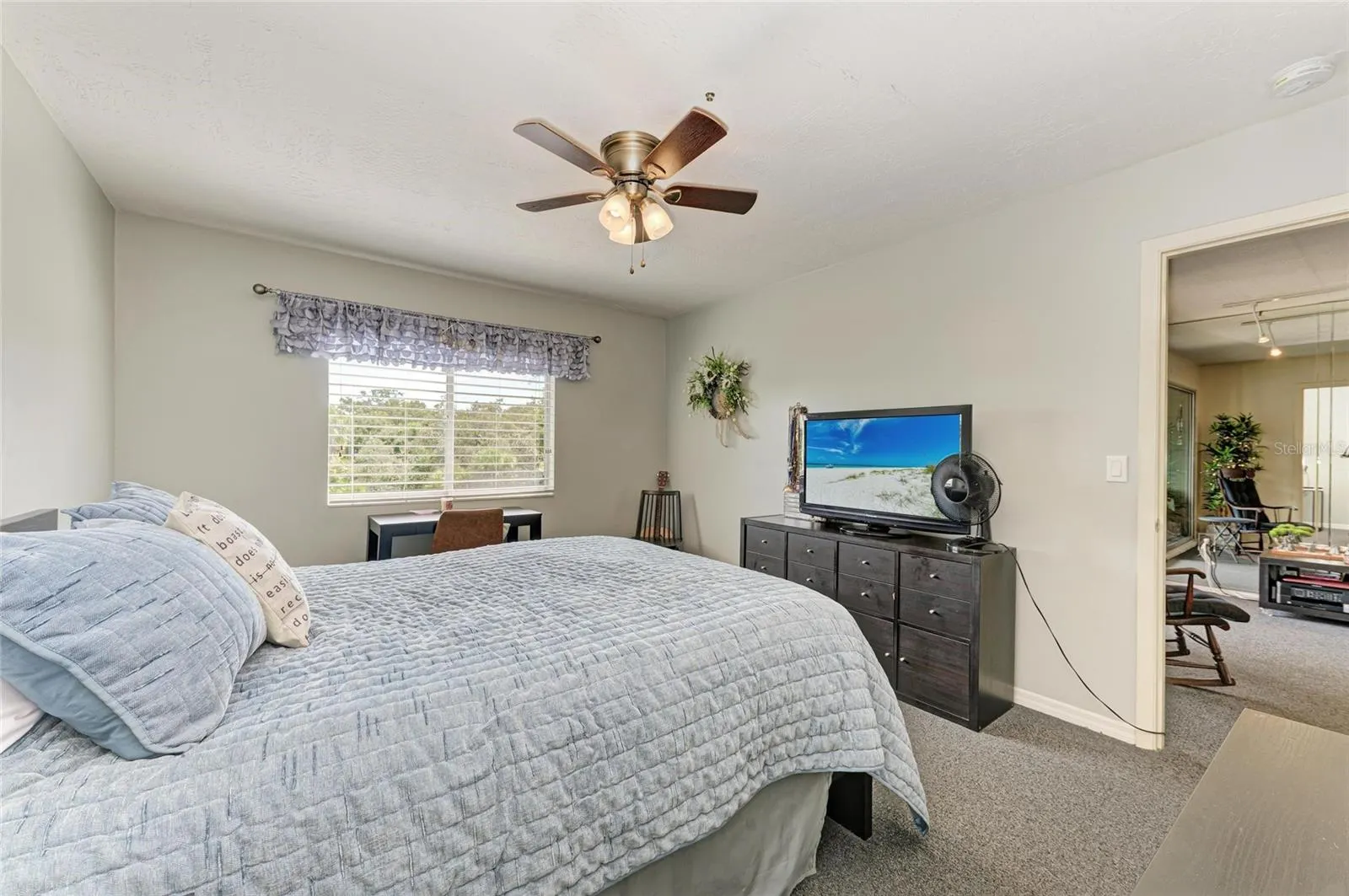 2124 TAMIAMI TRL #207, #207