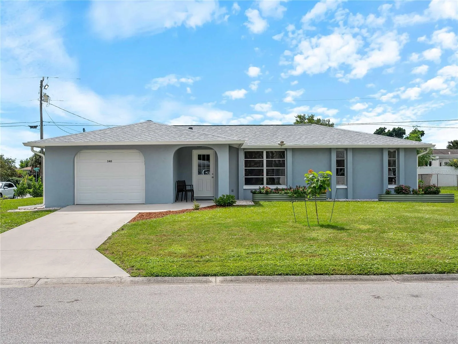 540 OXFORD DR