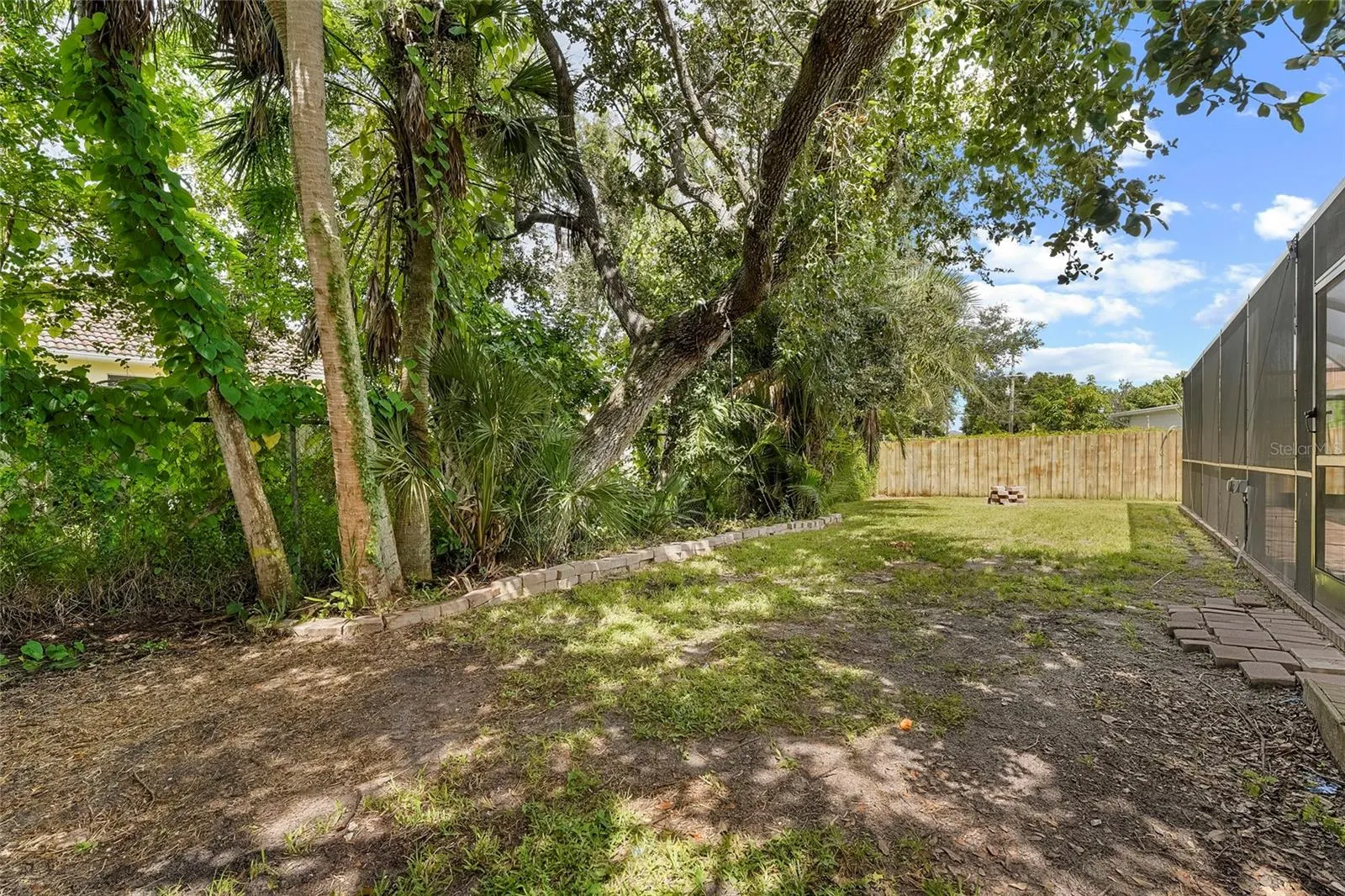 7710 33RD LN E