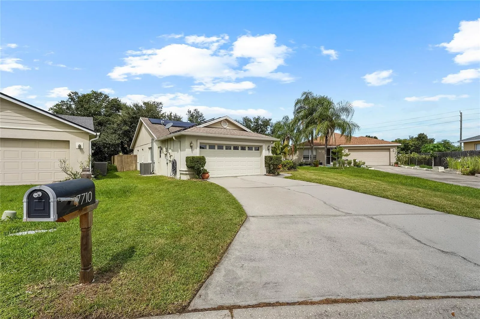 7710 33RD LN E