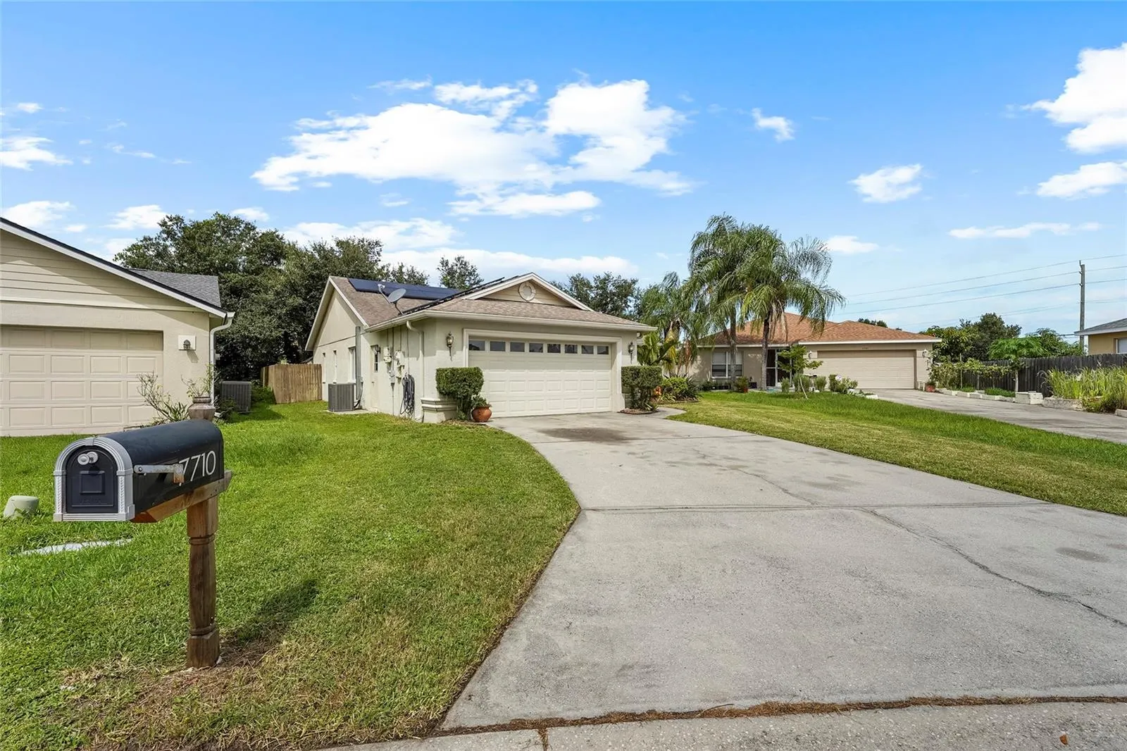 7710 33RD LN E