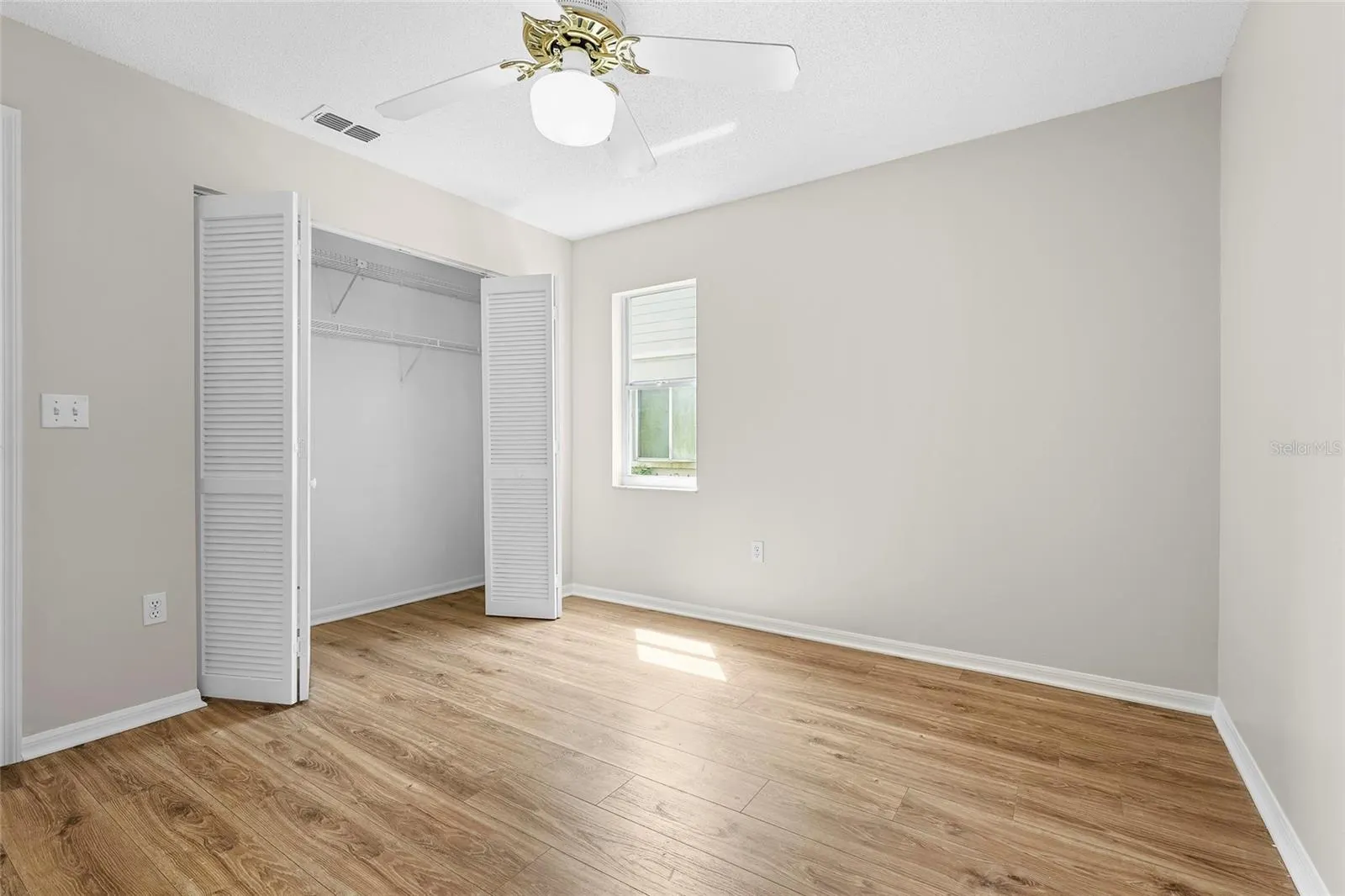 7710 33RD LN E