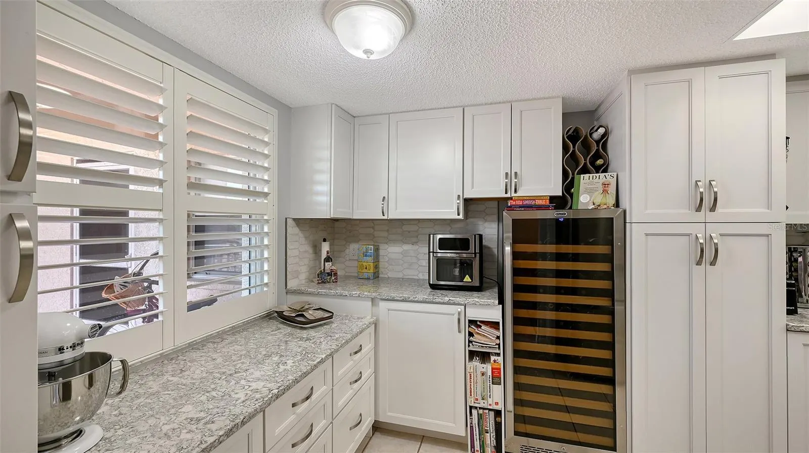 6505 STONE RIVER RD #209, #209
