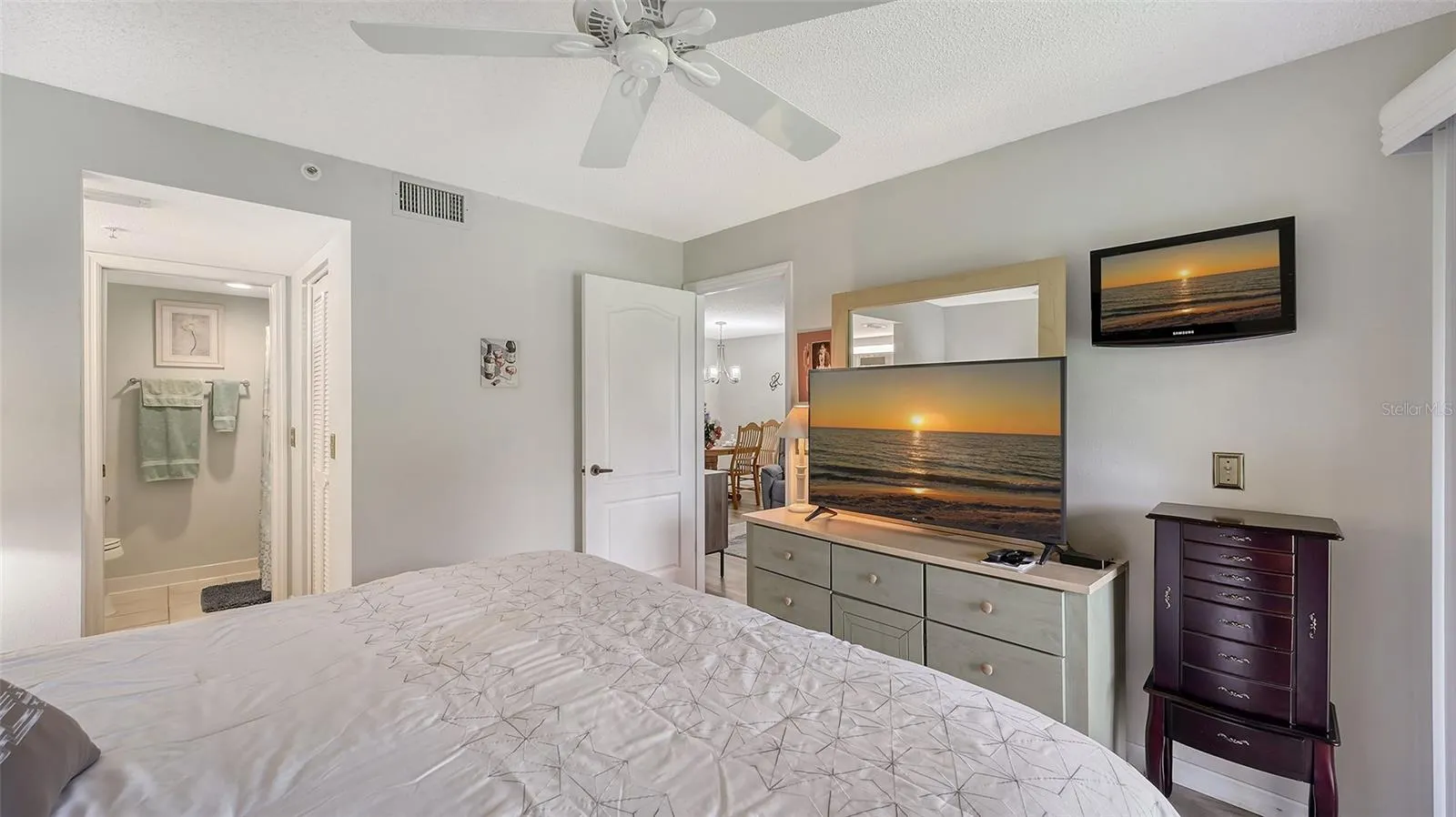 6505 STONE RIVER RD #209, #209