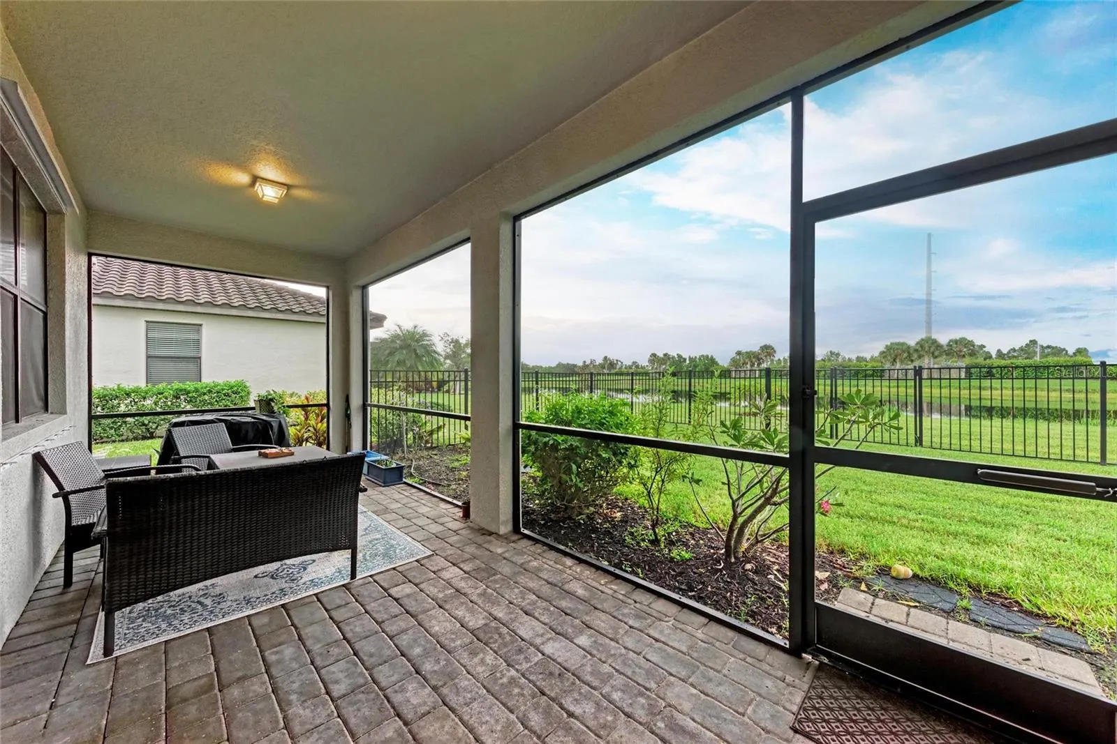 17006 BLUE RIDGE PL