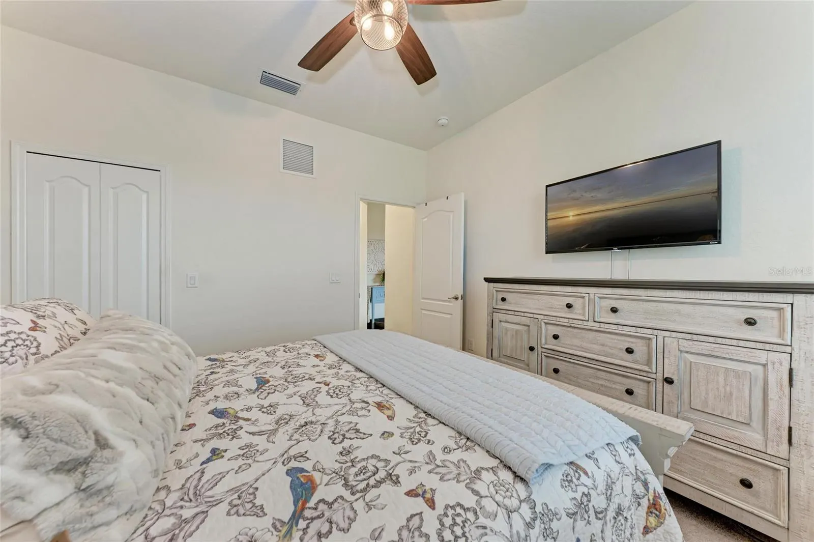 17006 BLUE RIDGE PL