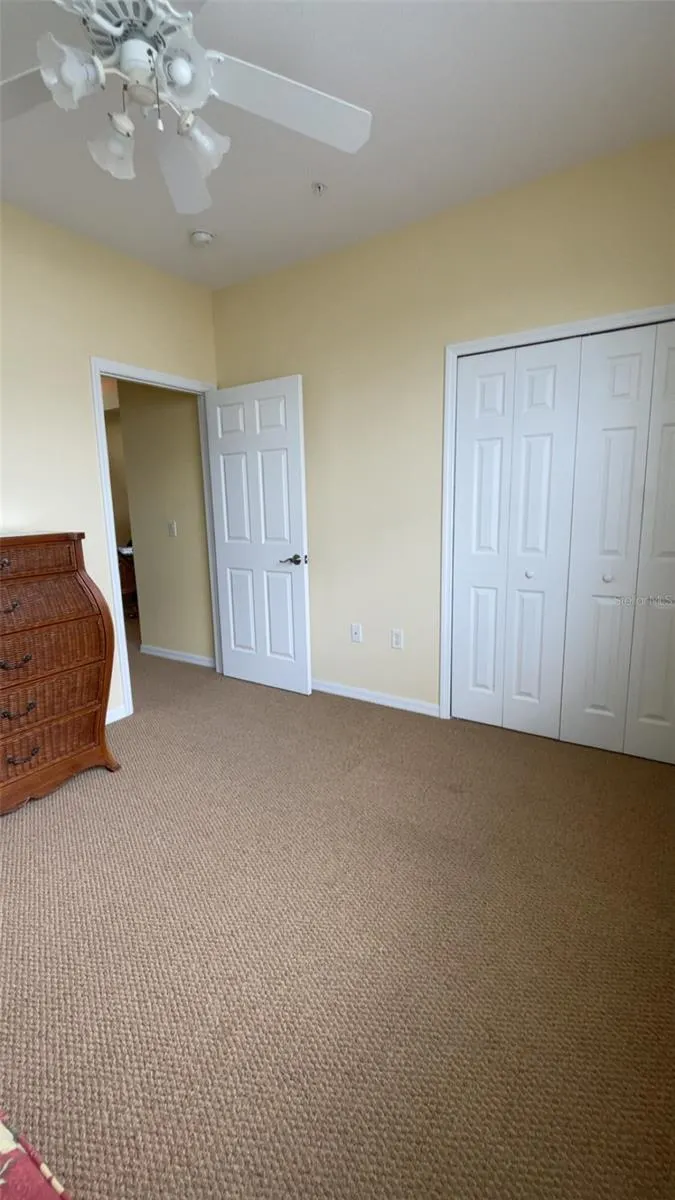 8238 HARBORSIDE CIR