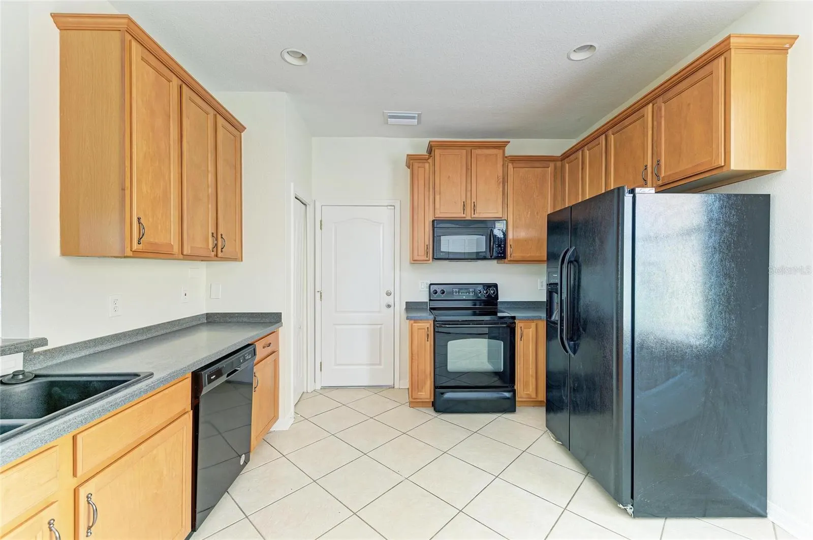 15121 SEAROBBIN DR