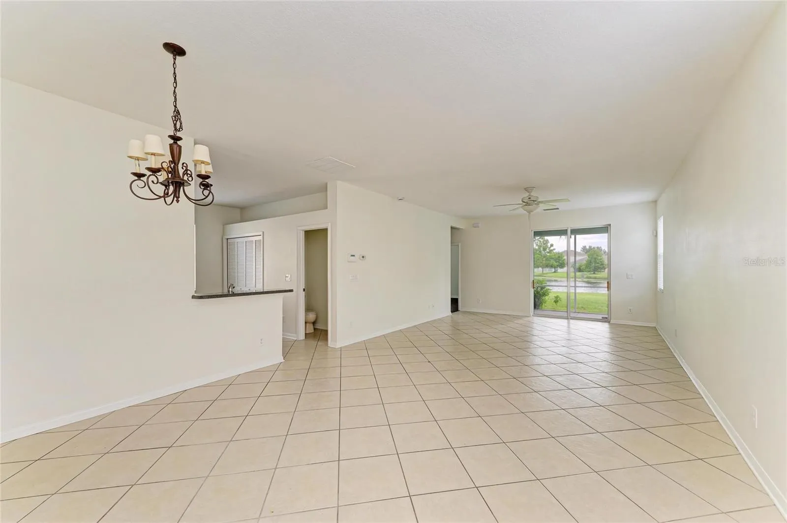 15121 SEAROBBIN DR