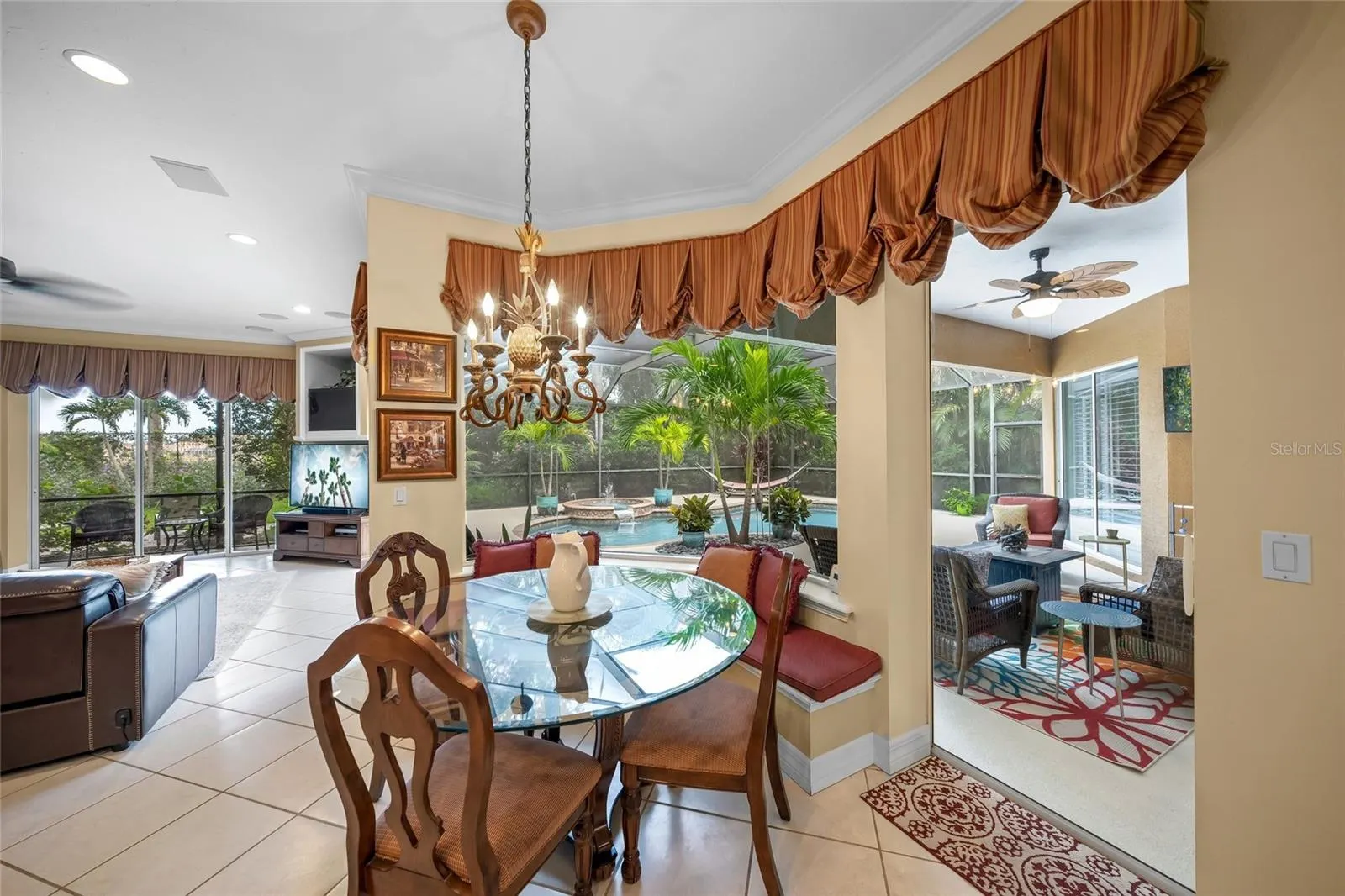 3711 EAGLE HAMMOCK DR