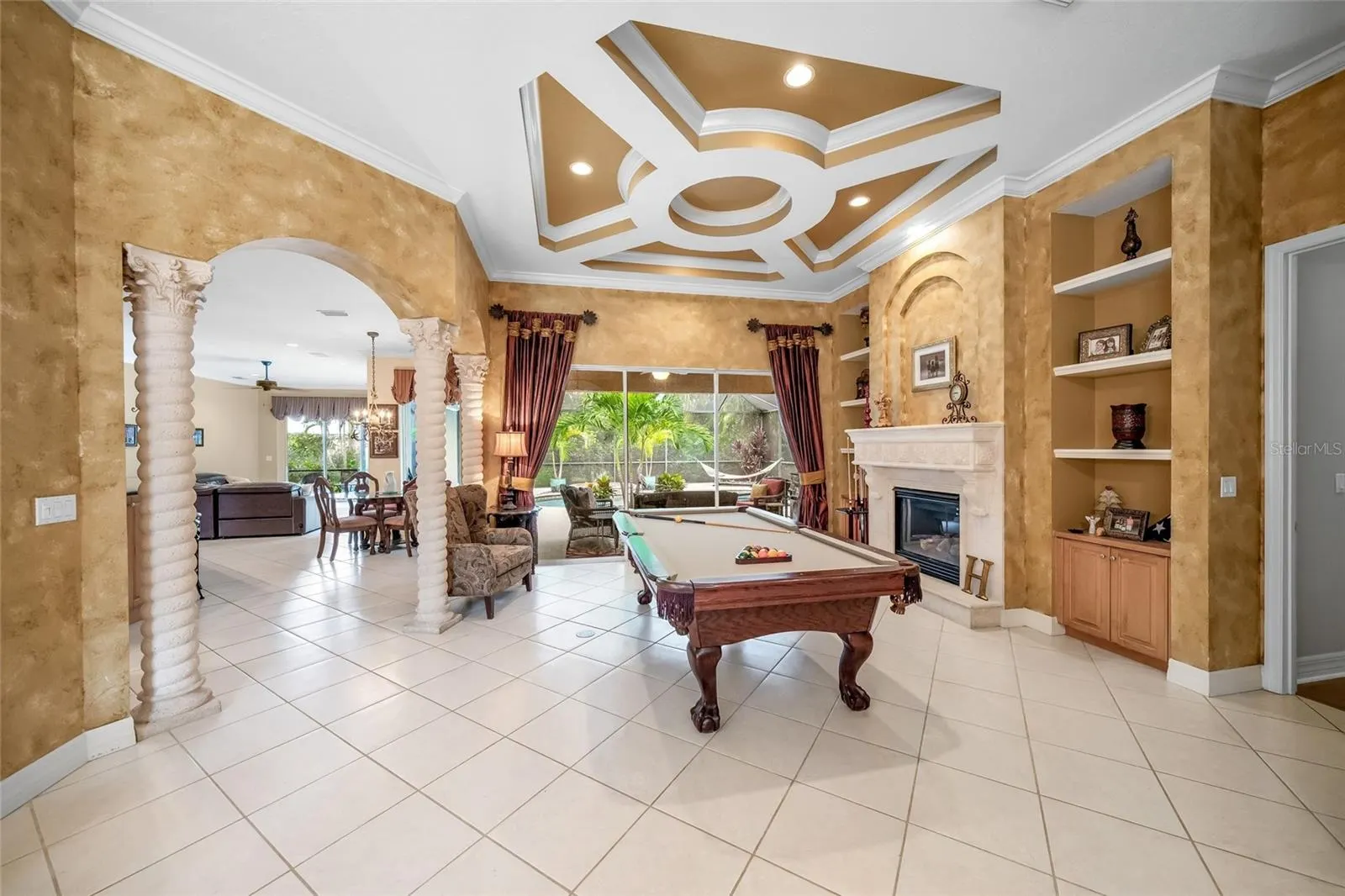3711 EAGLE HAMMOCK DR