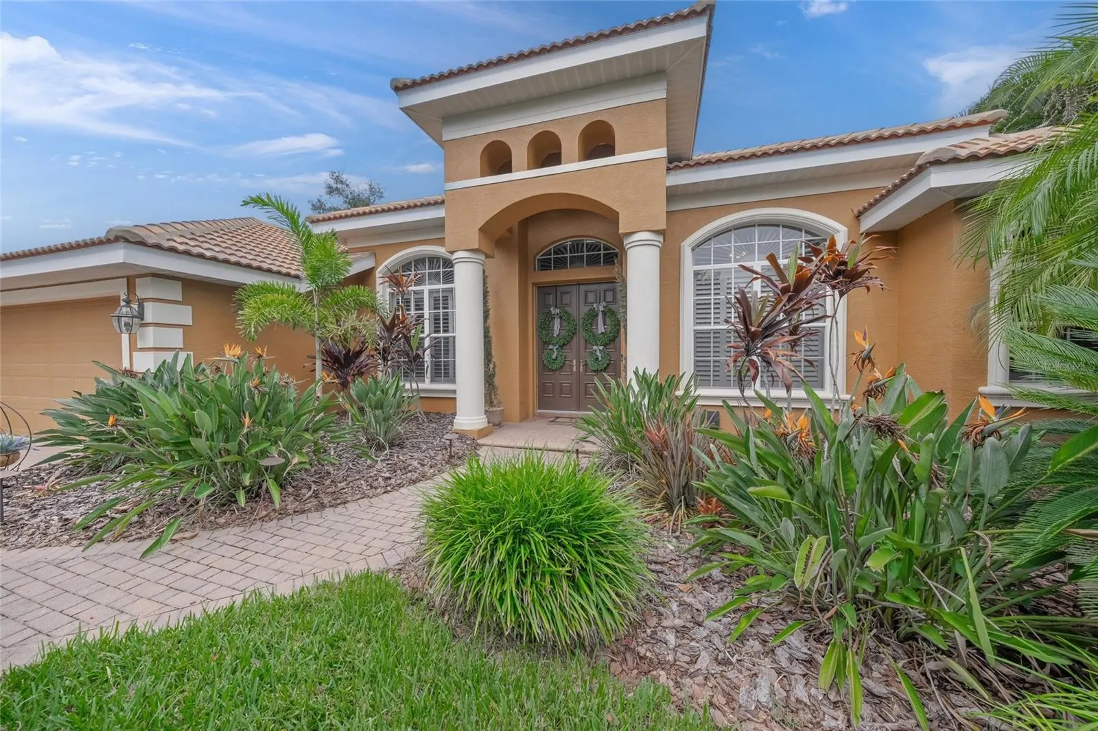 3711 EAGLE HAMMOCK DR