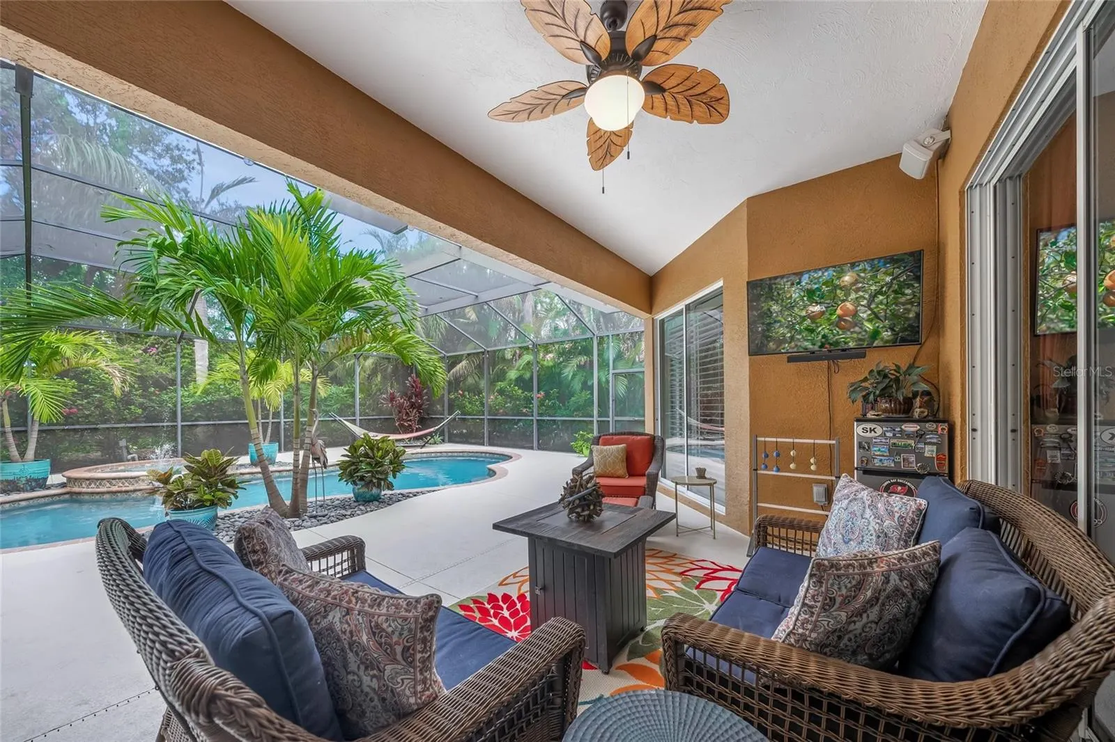 3711 EAGLE HAMMOCK DR