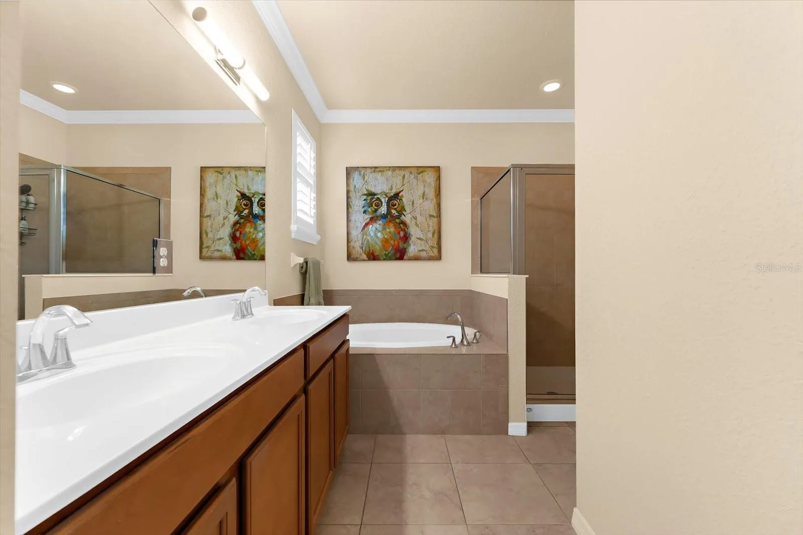427 RIVER ENCLAVE CT