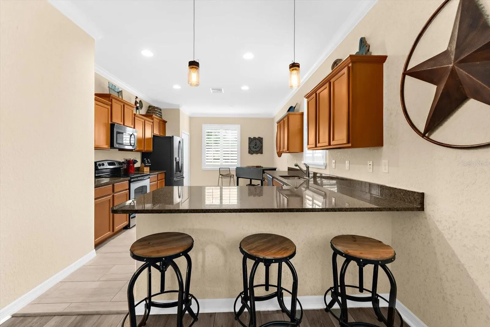427 RIVER ENCLAVE CT