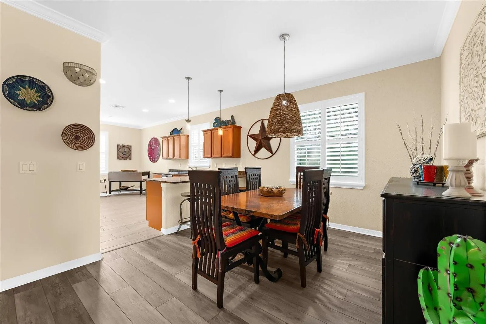 427 RIVER ENCLAVE CT