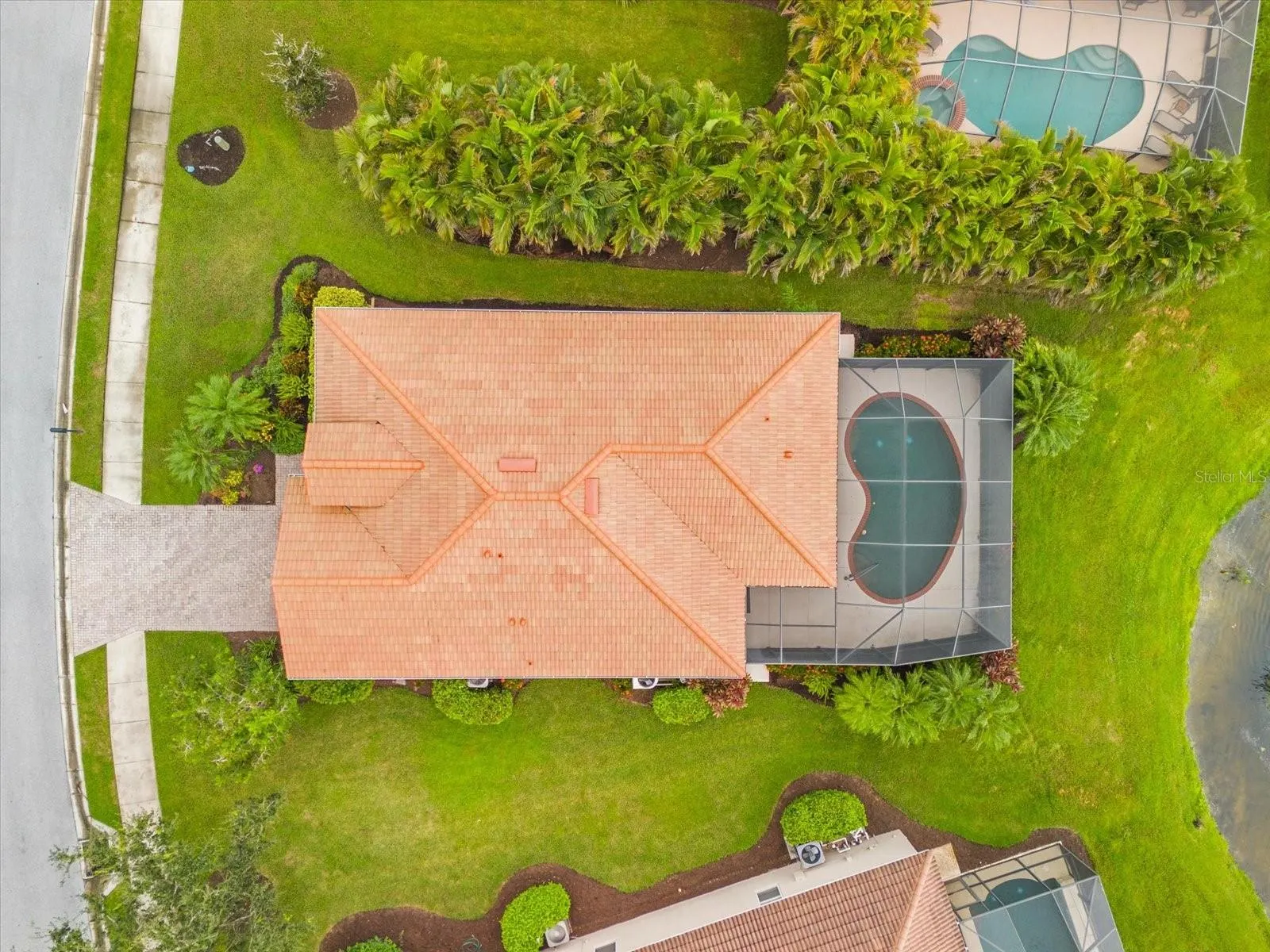 427 RIVER ENCLAVE CT