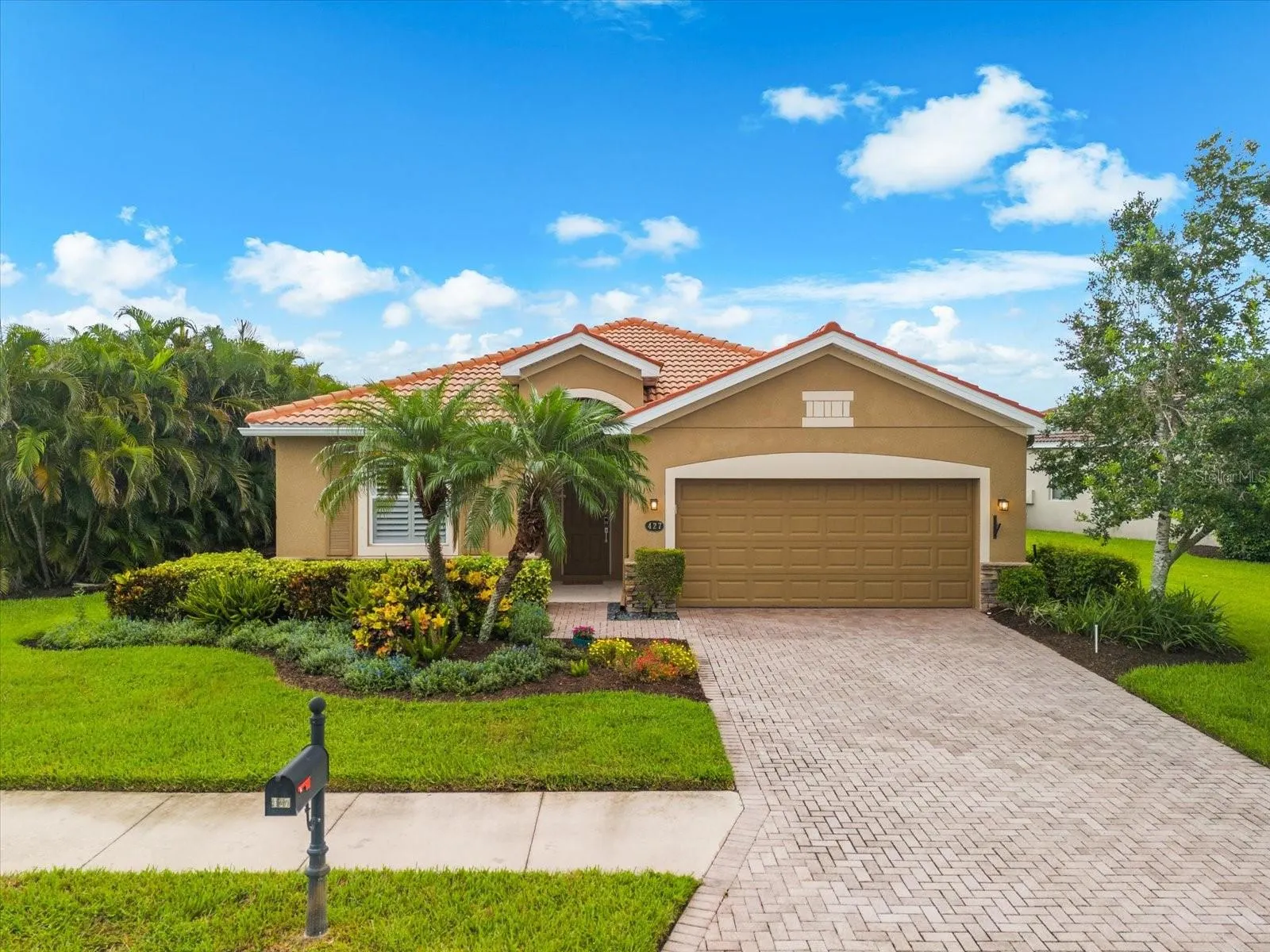 427 RIVER ENCLAVE CT