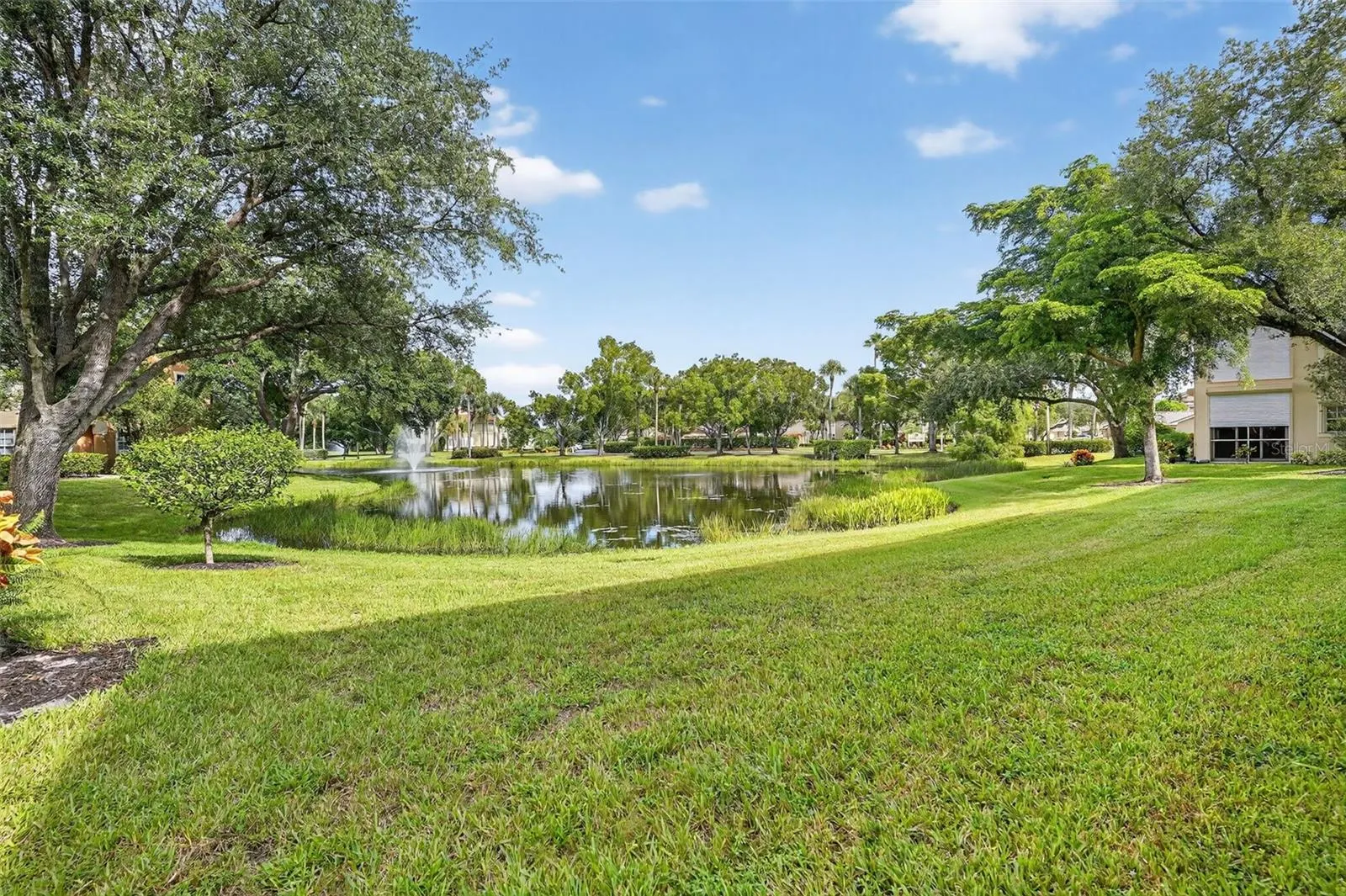 15010 LAKESIDE VIEW DR #202, #202