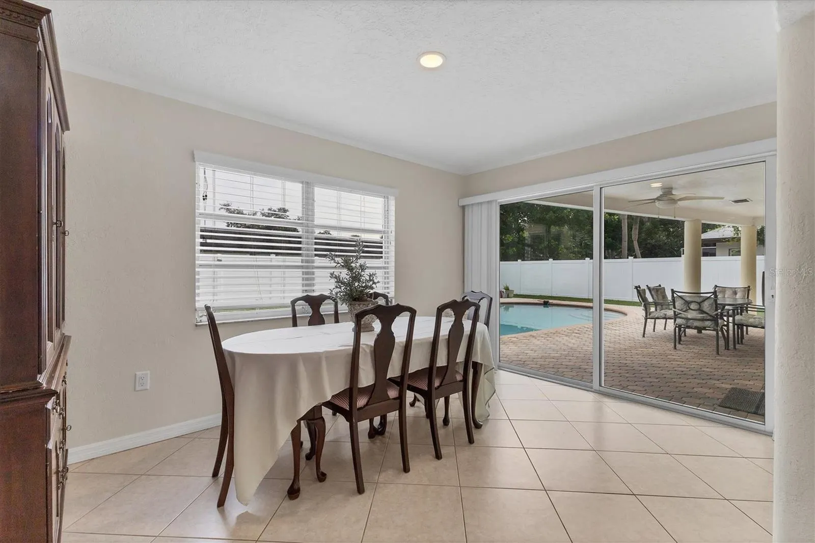 3821 CALLIANDRA DR