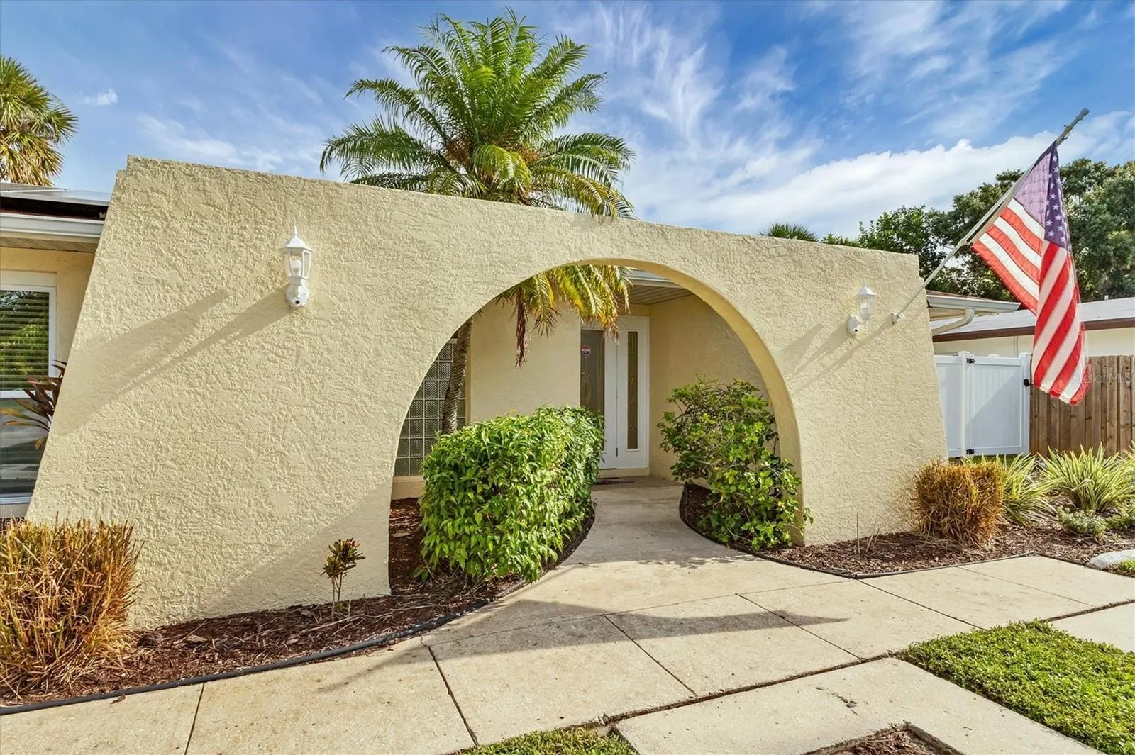 3821 CALLIANDRA DR