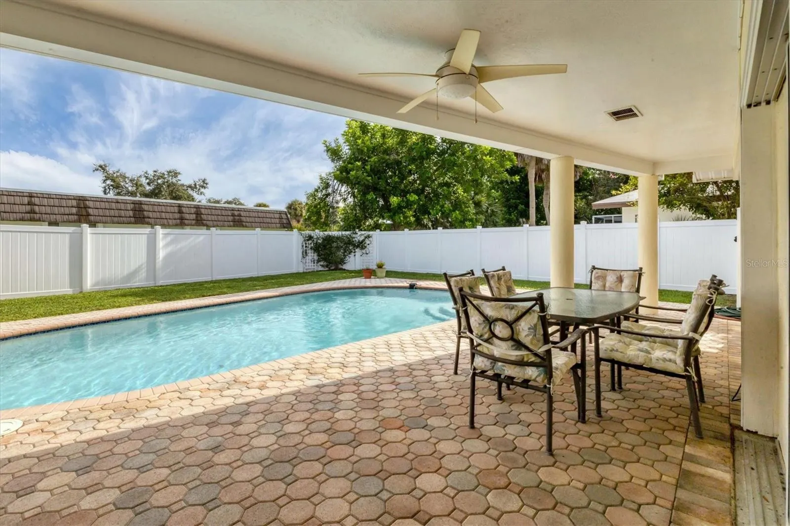 3821 CALLIANDRA DR