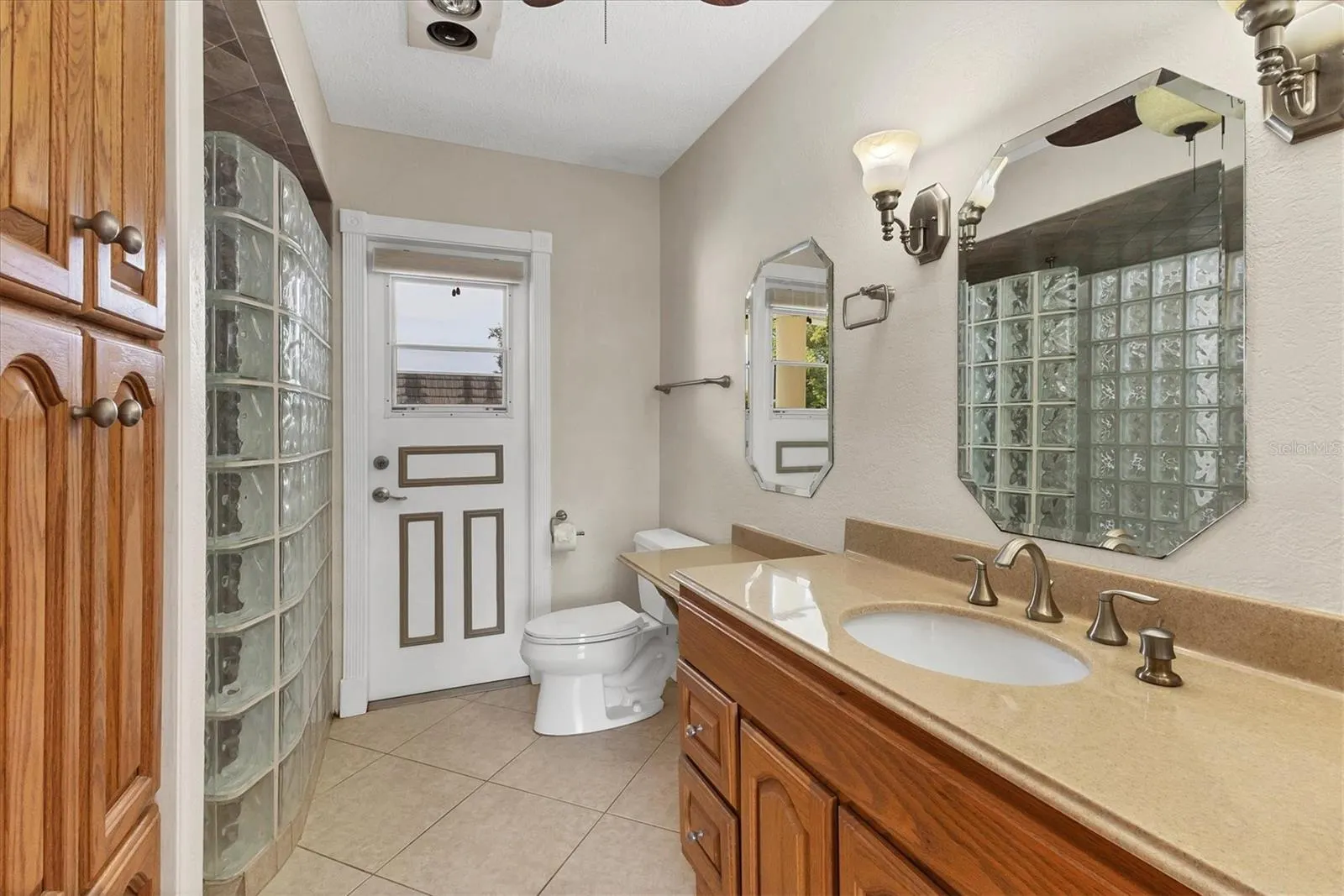 3821 CALLIANDRA DR