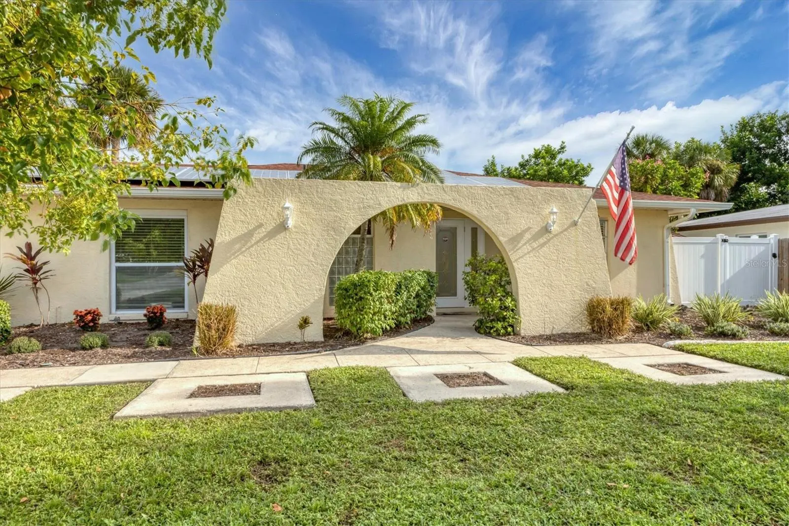 3821 CALLIANDRA DR