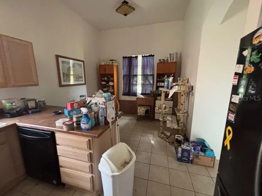 106 VISTA DR