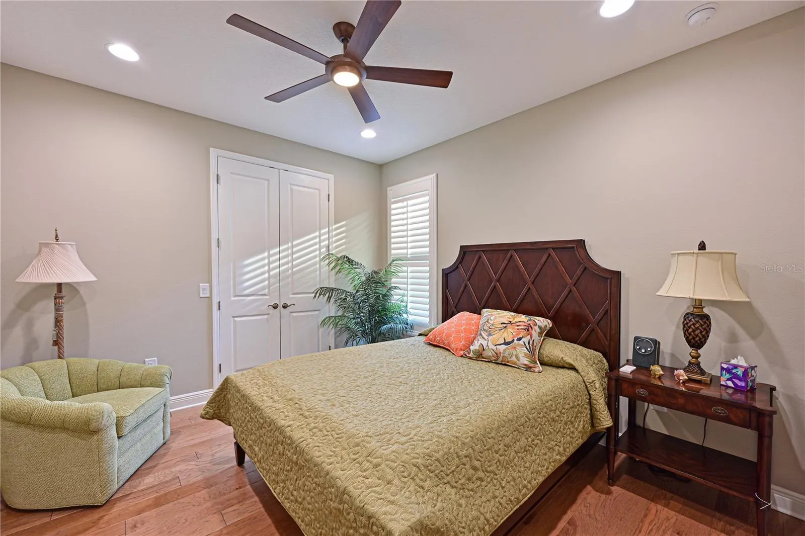 8031 SANDSTAR WAY