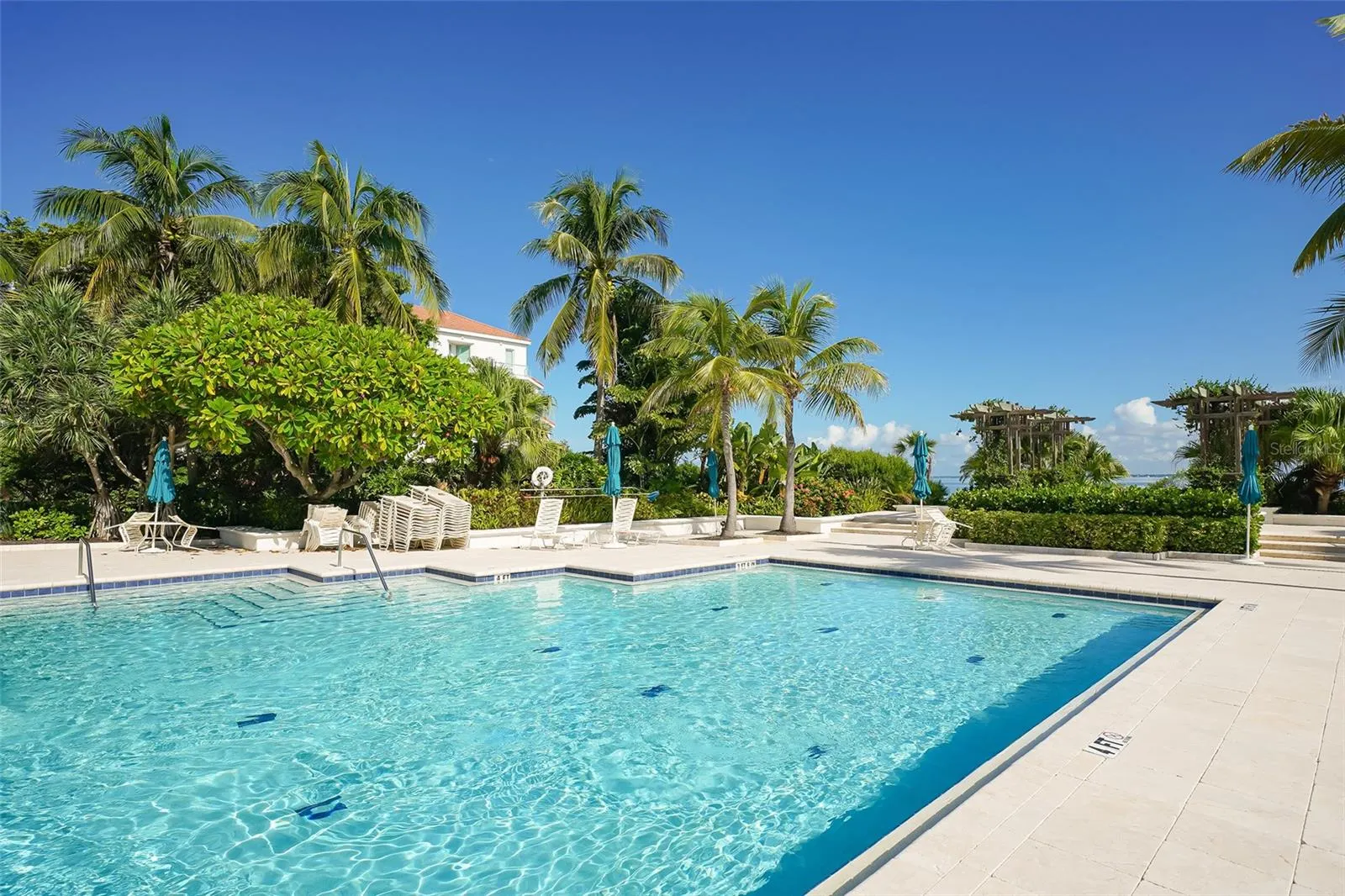 350 GULF OF MEXICO DR #211, #211