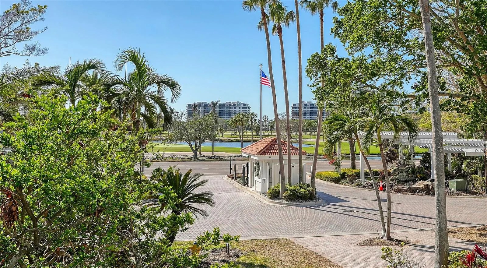 350 GULF OF MEXICO DR #211, #211