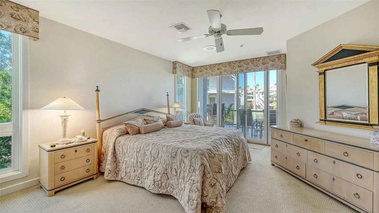 350 GULF OF MEXICO DR #211, #211