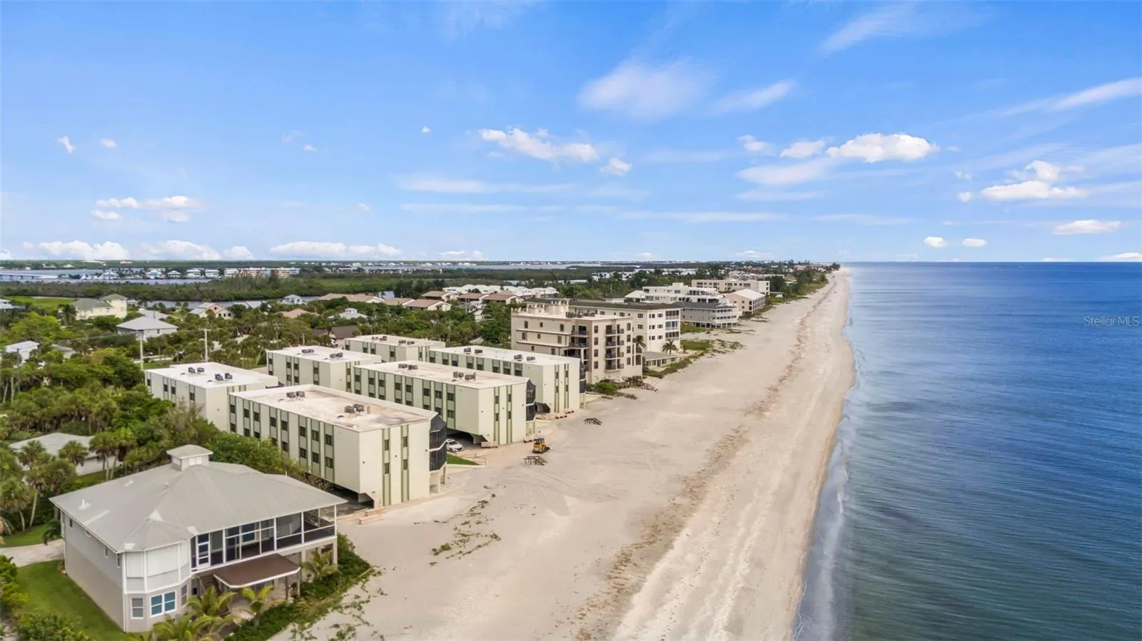 2810 N BEACH RD #106, #106