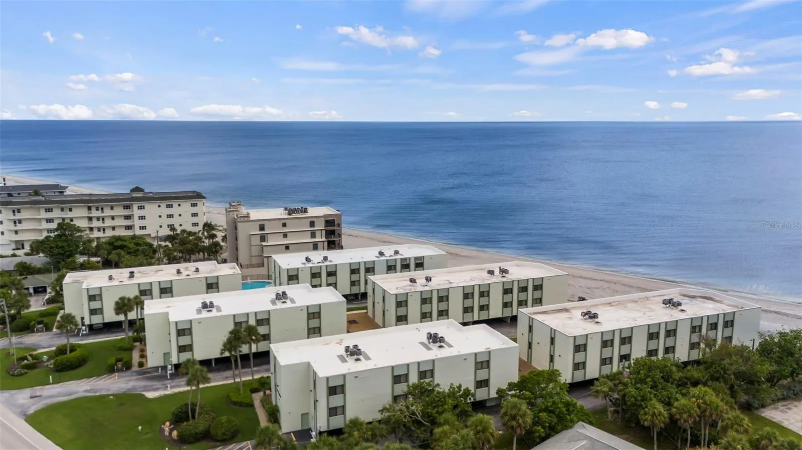 2810 N BEACH RD #106, #106