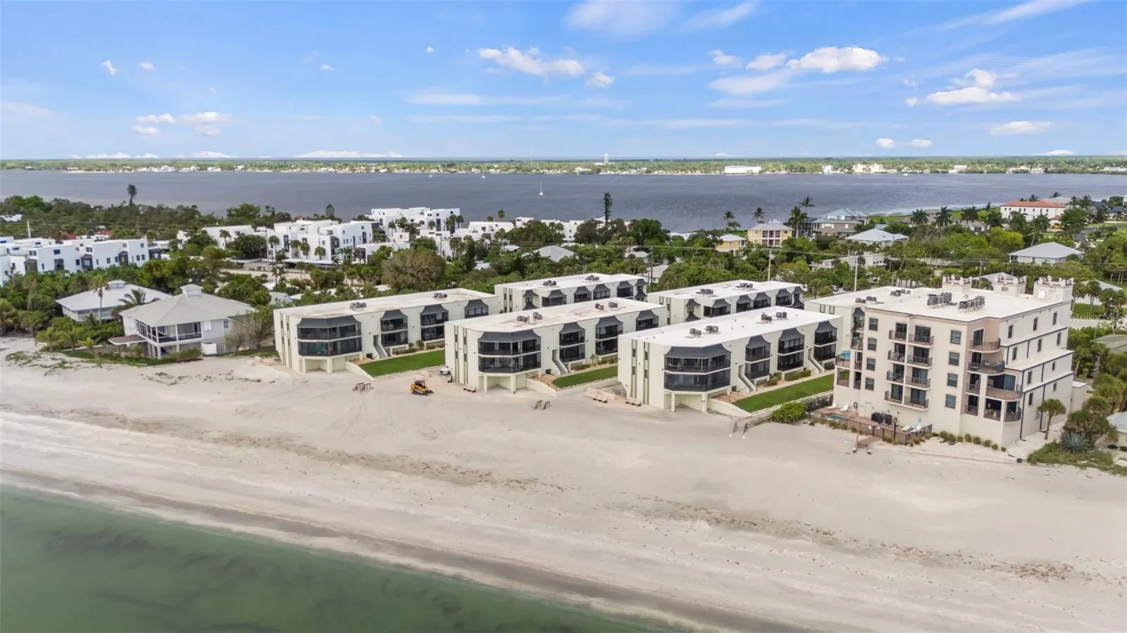 2810 N BEACH RD #106, #106