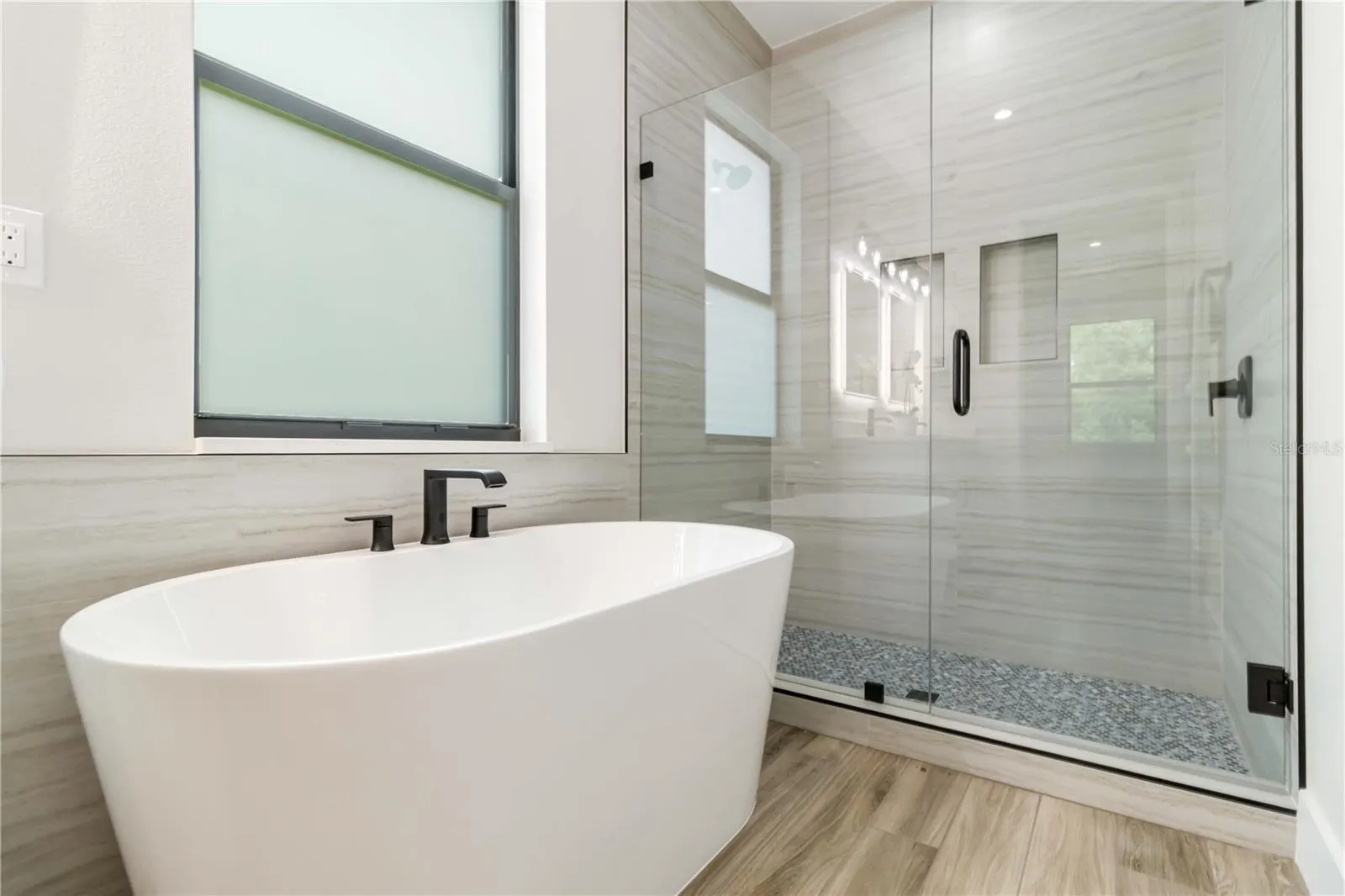 5655 ABELOVE LN