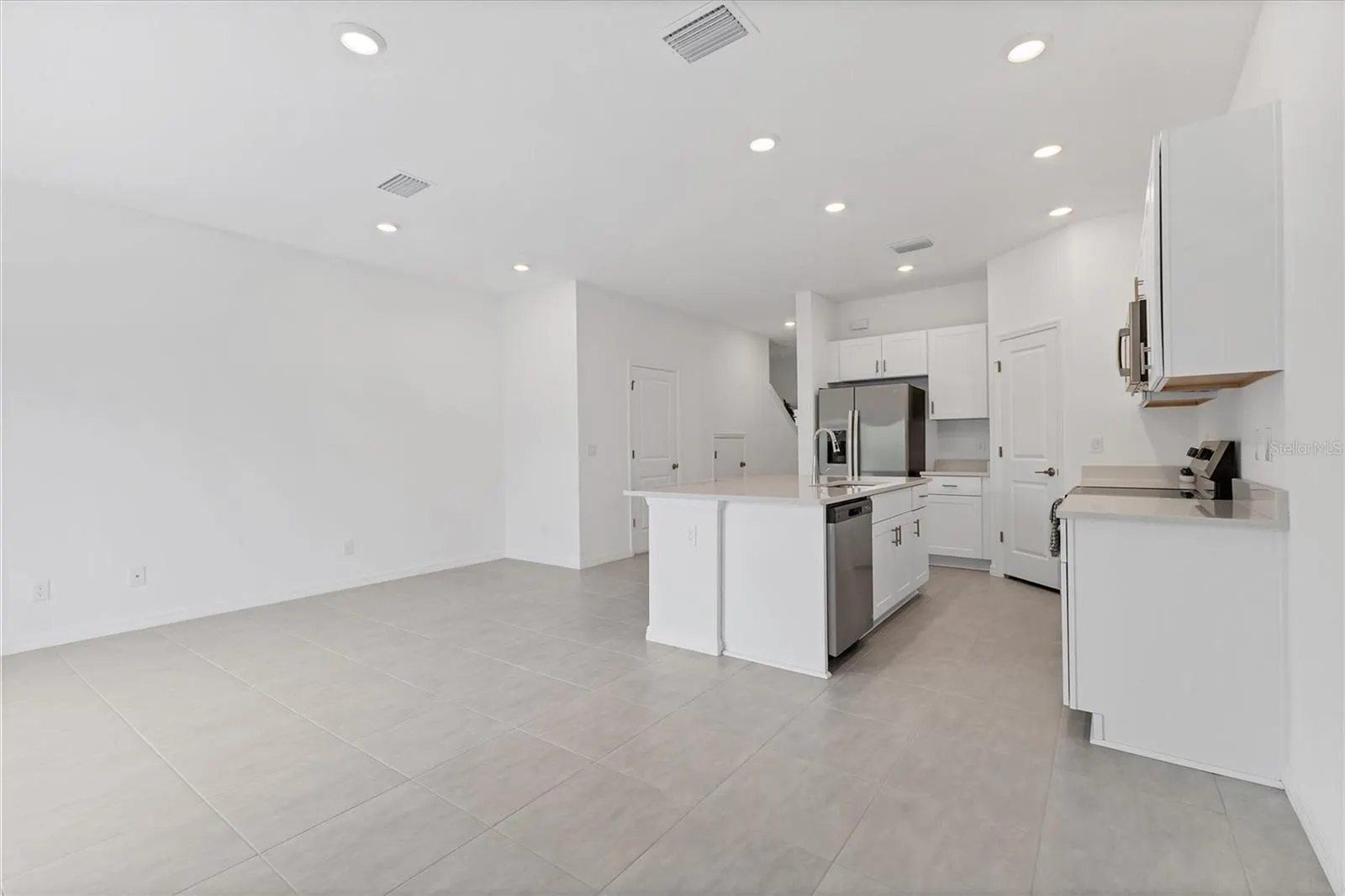 3055 NOVARA LN
