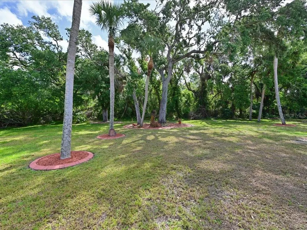 5910 MAJESTIC WAY