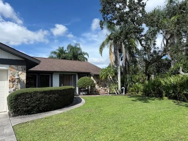 2393 AUBREY LN