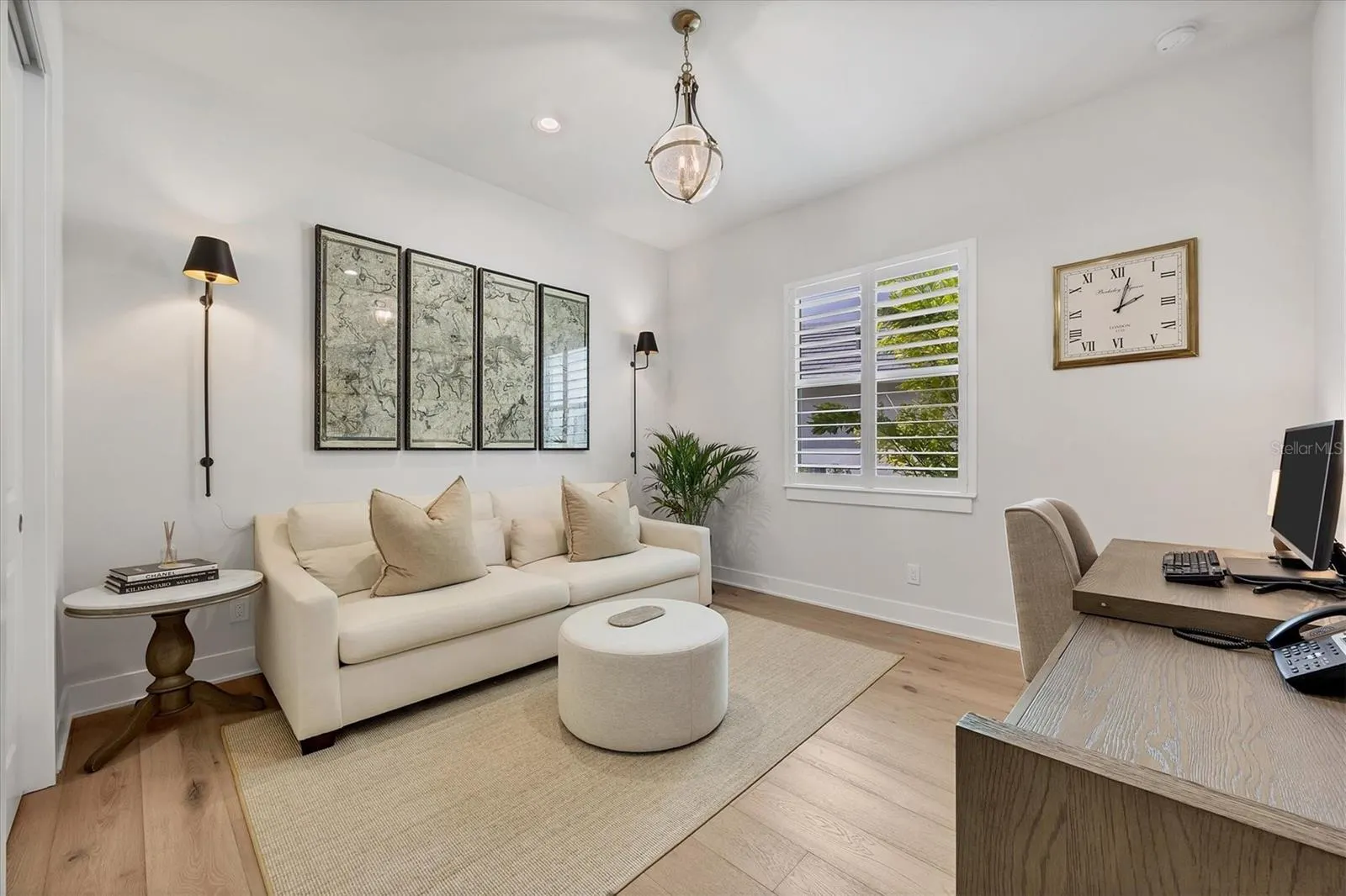 8368 SEA GLASS CT