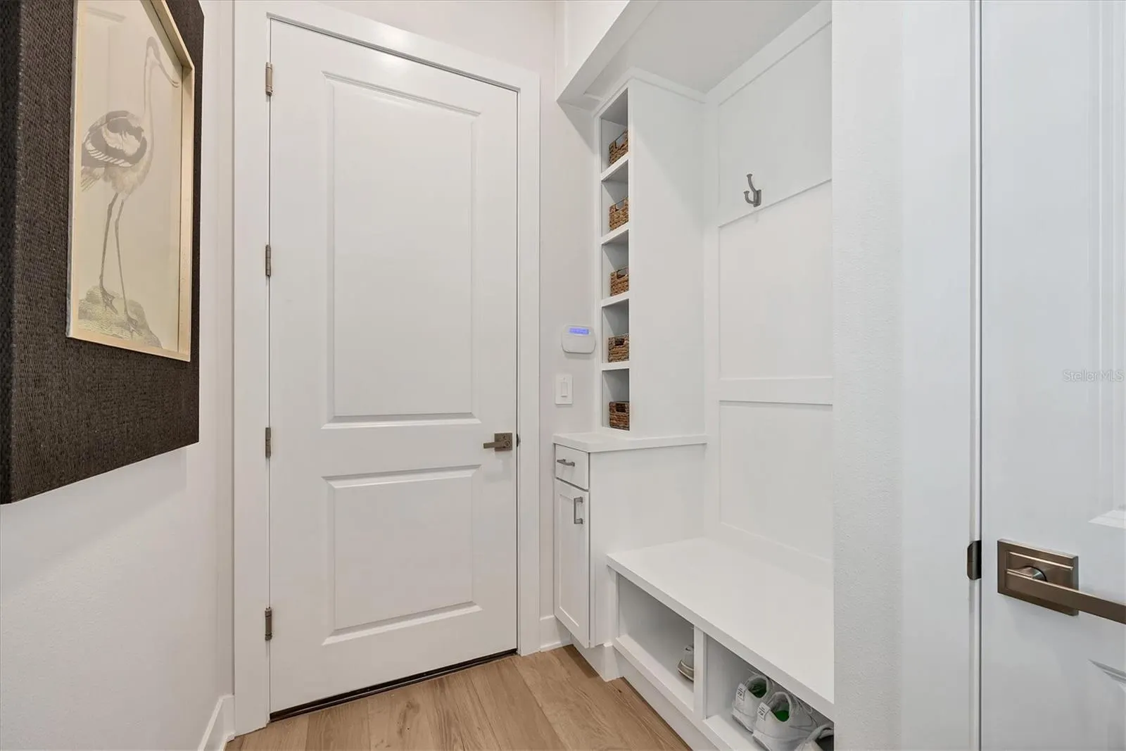 8368 SEA GLASS CT