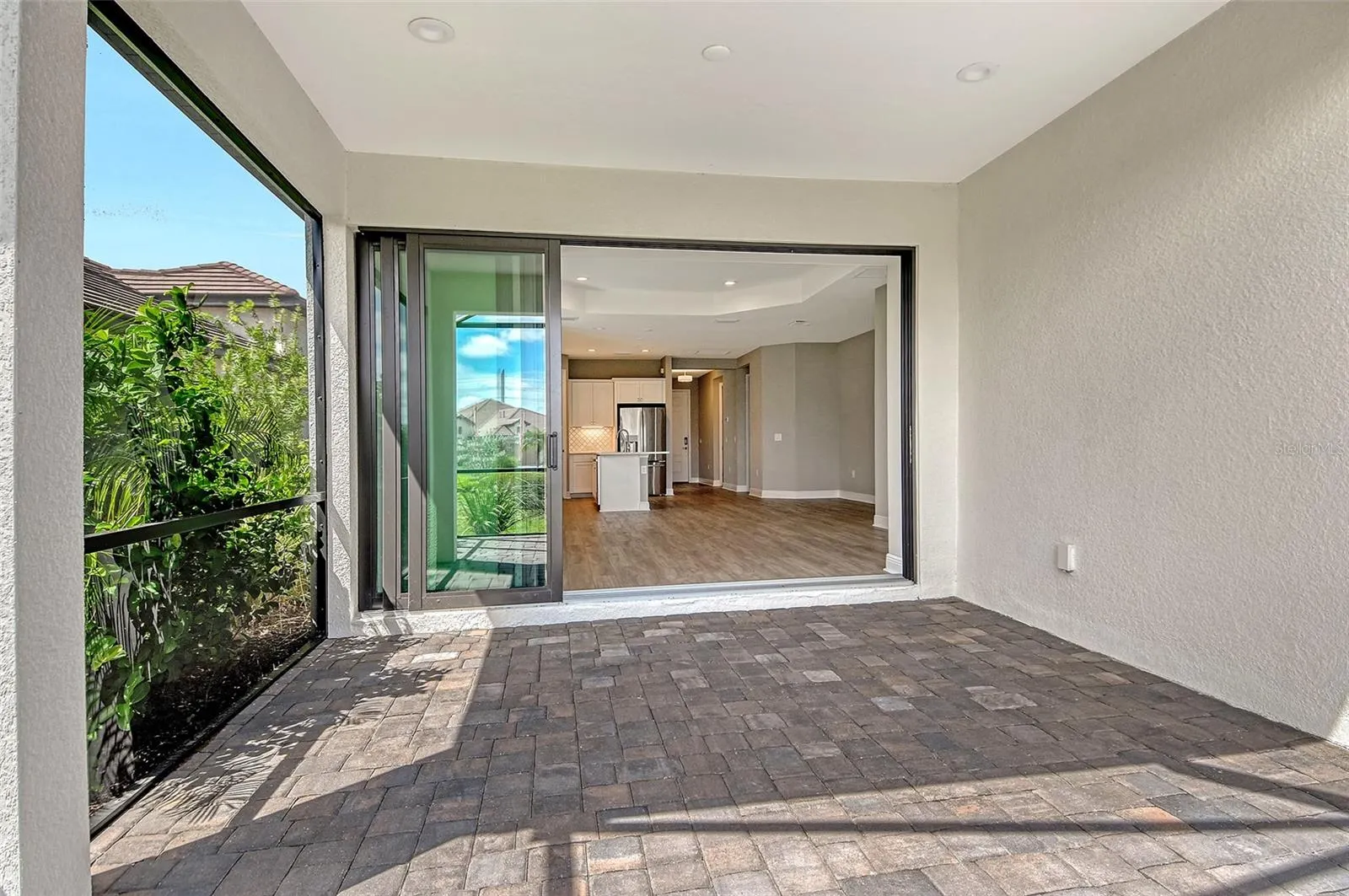 678 ALLORA AVE